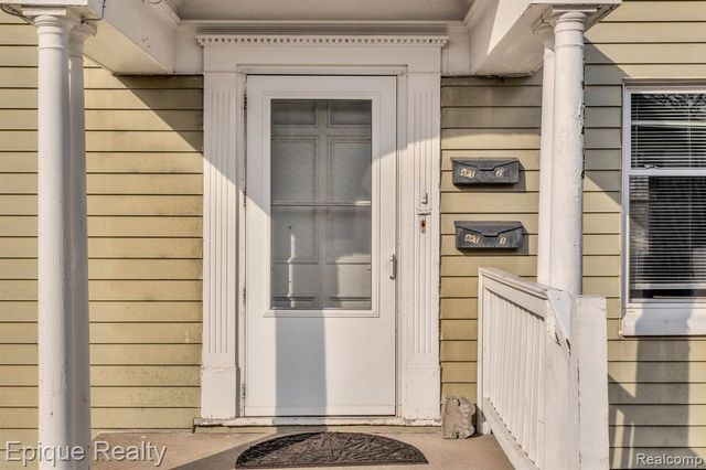 333 Woodward Avenue 1, Rochester, MI 48307