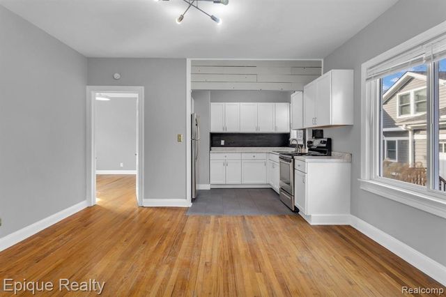 333 Woodward Avenue 1, Rochester, MI 48307