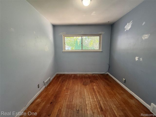 7540 August Avenue, Westland, MI 48185