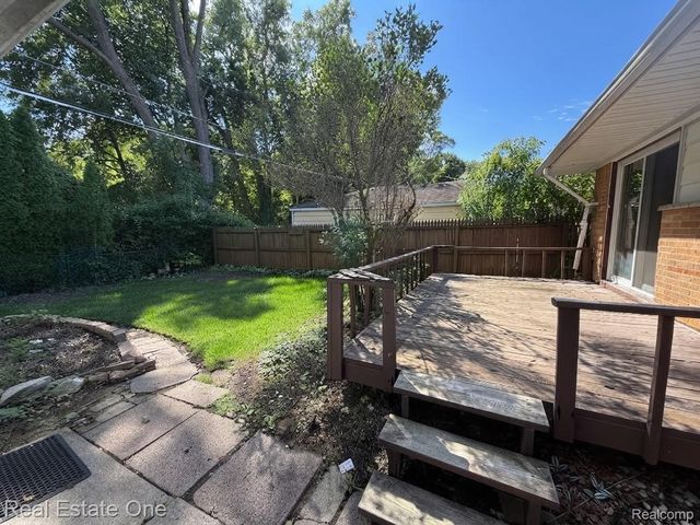 7540 August Avenue, Westland, MI 48185