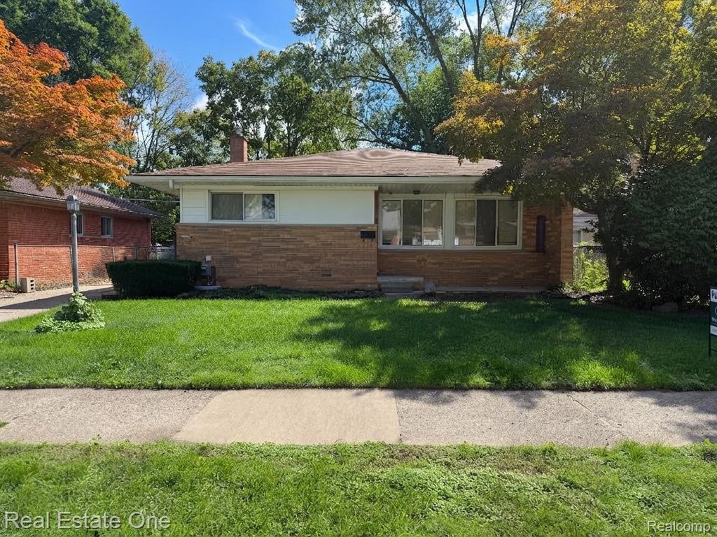 7540 August Avenue, Westland, MI 48185