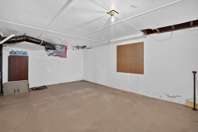 135 Byron Avenue, Waterloo, IA 50702
