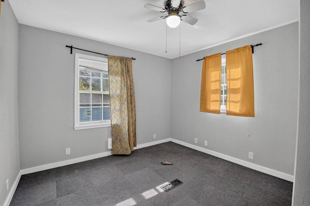 135 Byron Avenue, Waterloo, IA 50702