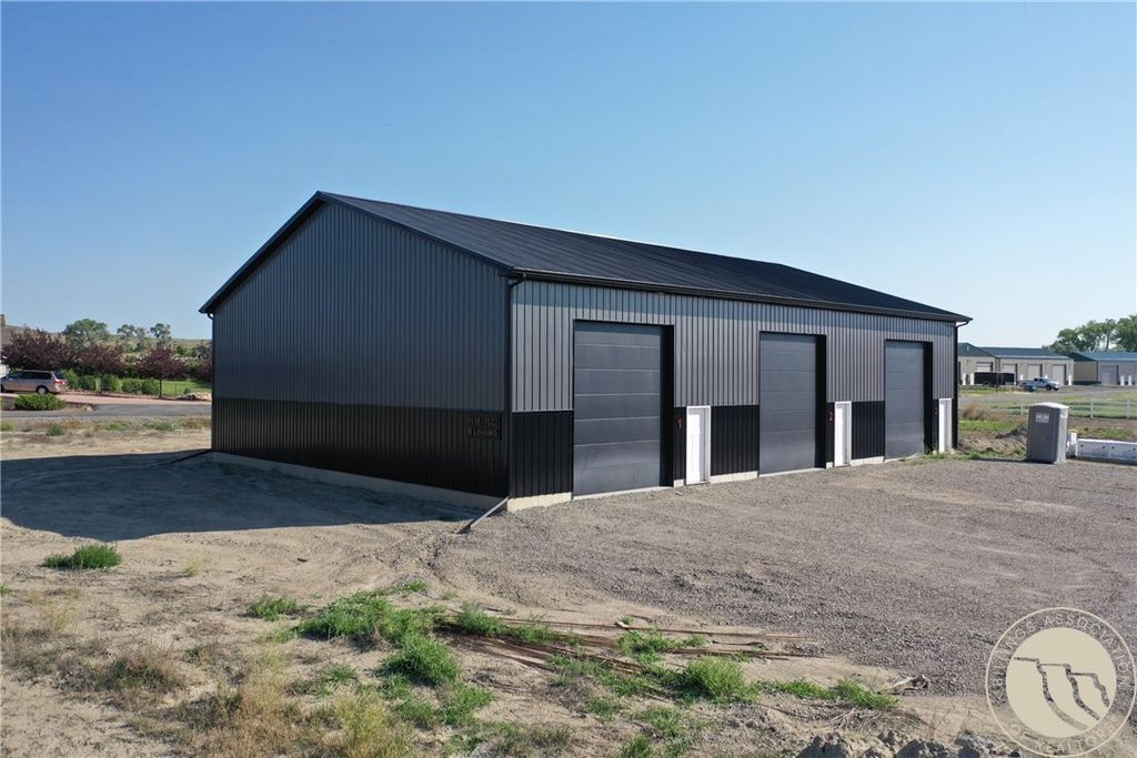 7622 N Leopard Ave #3, Billings, MT 59106 photo 2