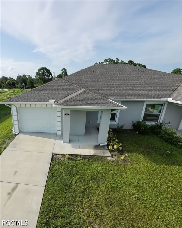 941 Jaguar BLVD, Lehigh Acres, FL 33974