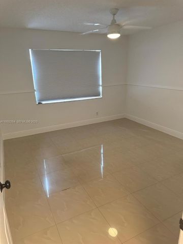 18101 NW 68th Avenue D207, Hialeah, FL 33015
