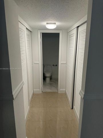 18101 NW 68th Avenue D207, Hialeah, FL 33015