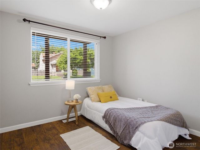 1025 S Prospect Street, Tacoma, WA 98405