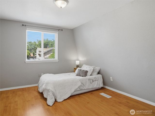 1025 S Prospect Street, Tacoma, WA 98405