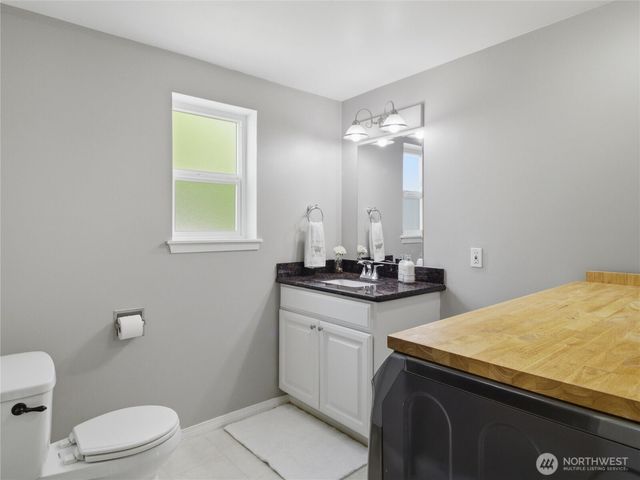 1025 S Prospect Street, Tacoma, WA 98405
