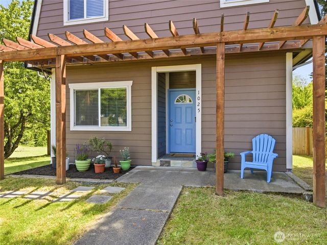 1025 S Prospect Street, Tacoma, WA 98405