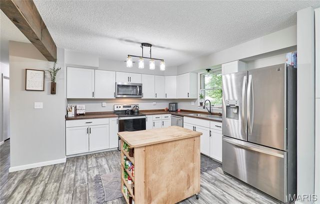 7 Myron Place, Troy, MO 63379