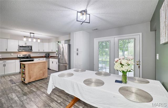 7 Myron Place, Troy, MO 63379