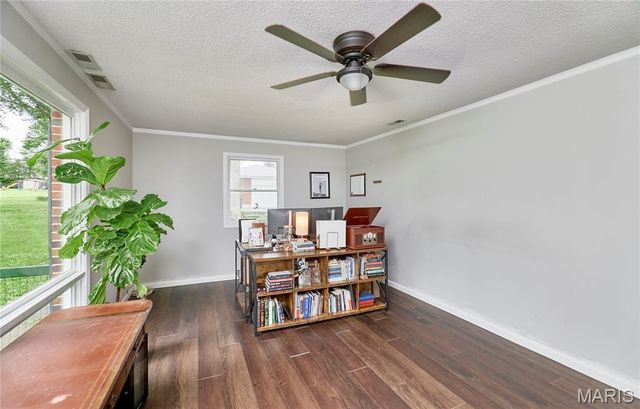 7 Myron Place, Troy, MO 63379