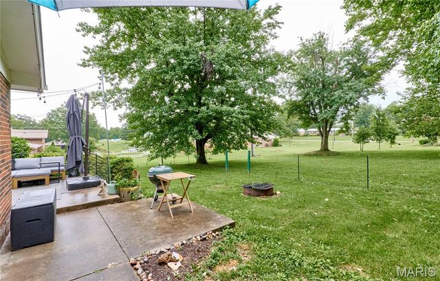 7 Myron Place, Troy, MO 63379