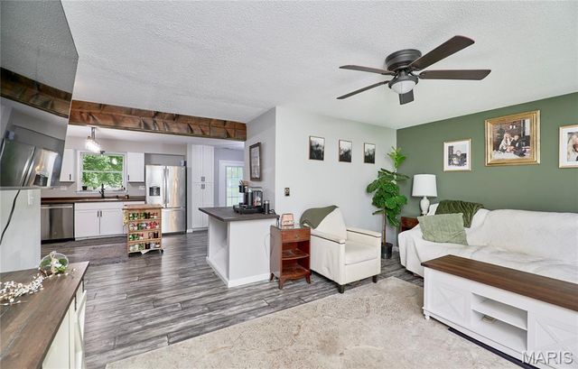 7 Myron Place, Troy, MO 63379