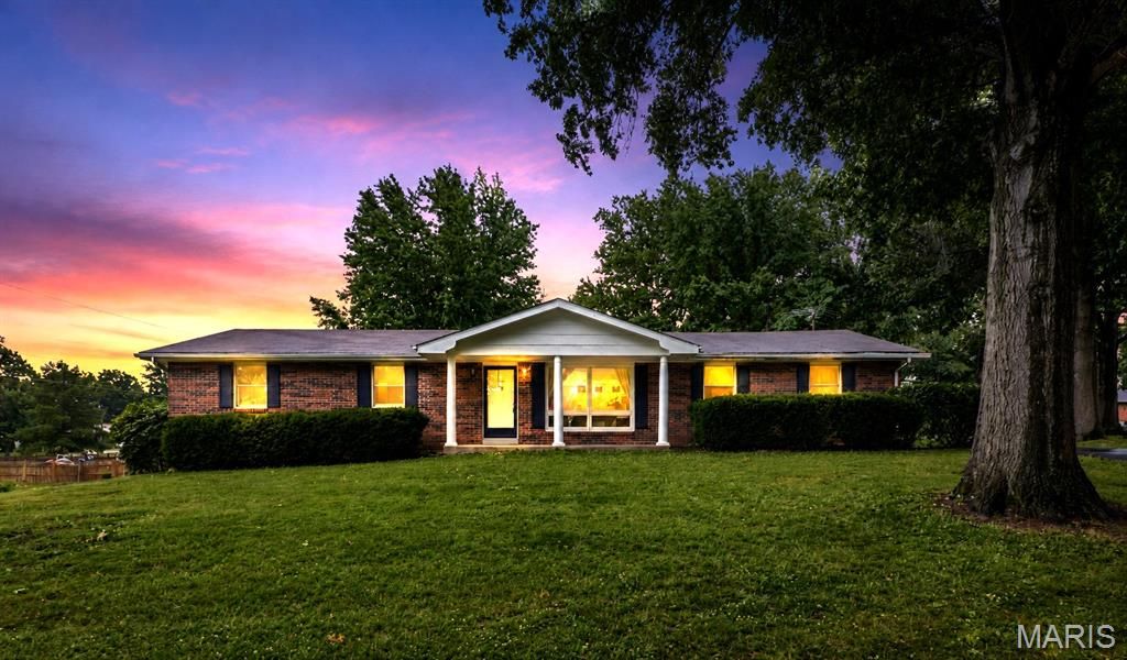 7 Myron Place, Troy, MO 63379