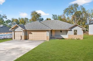 102 Northview Terrace, Ash Grove, MO 65604