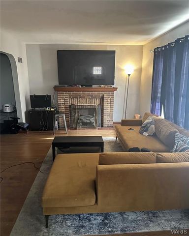 44 Jendale Court, Jennings, MO 63136