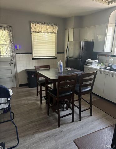 44 Jendale Court, Jennings, MO 63136