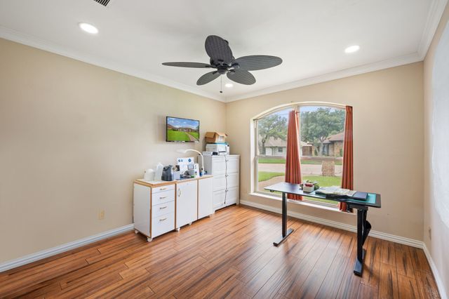 1947 Chesham Drive, Carrollton, TX 75007