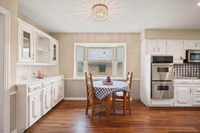 1947 Chesham Drive, Carrollton, TX 75007