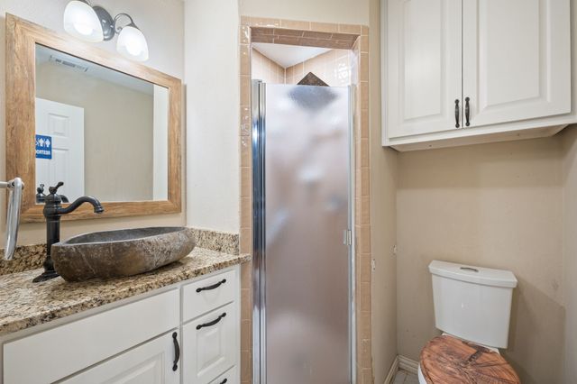 1947 Chesham Drive, Carrollton, TX 75007