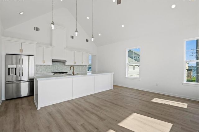 1103 62nd St, Galveston, TX 77551