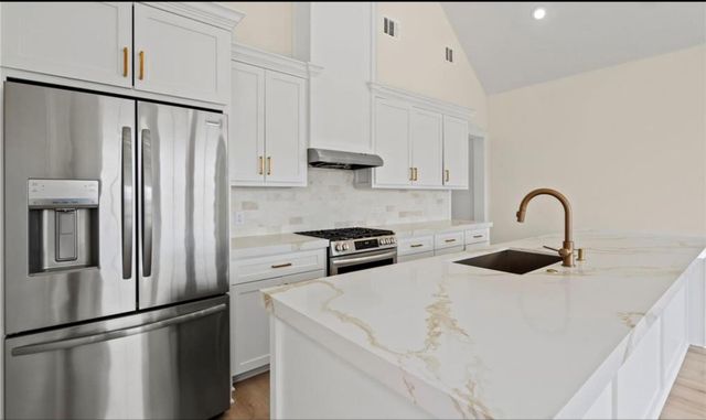 1103 62nd St, Galveston, TX 77551