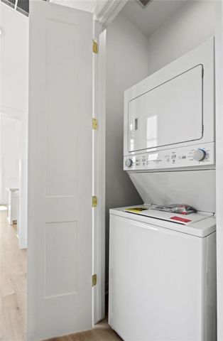 1103 62nd St, Galveston, TX 77551