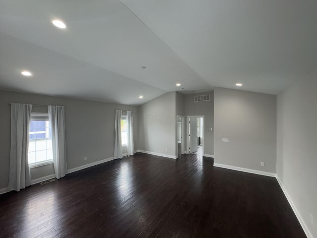 9171 Brenham Way, Dublin, OH 43017