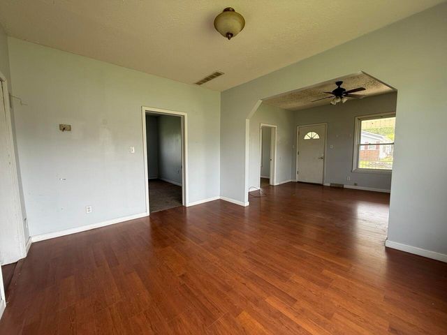 222 Hamlin Avenue, Corbin, KY 40701