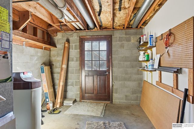 12733 Forestdale Drive, Bellevue, NE 68123