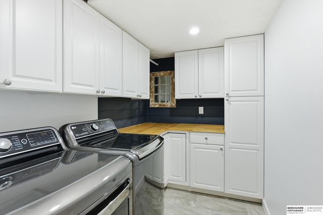 12733 Forestdale Drive, Bellevue, NE 68123