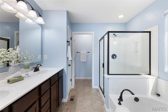 1181 Regents Court, O'fallon, MO 63368