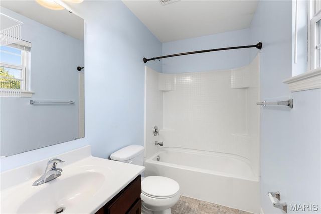 1181 Regents Court, O'fallon, MO 63368