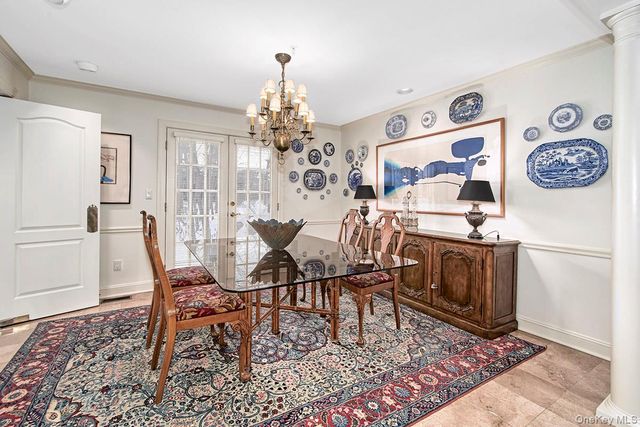 5 Wyndham Close, White Plains, NY 10605