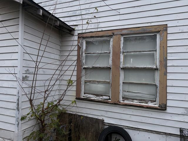 1418 E Overton Road, Dallas, TX 75216