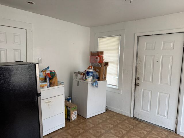 1418 E Overton Road, Dallas, TX 75216