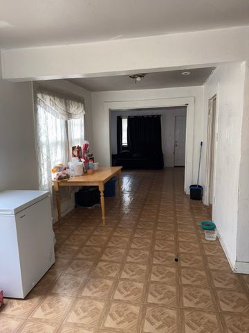 1418 E Overton Road, Dallas, TX 75216