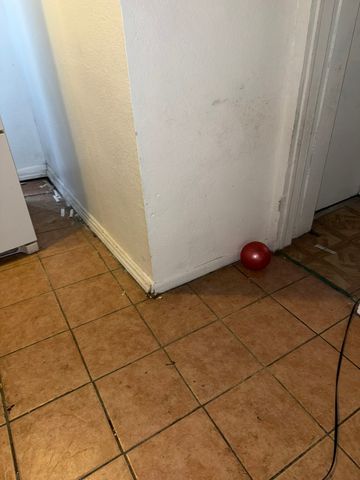 1418 E Overton Road, Dallas, TX 75216