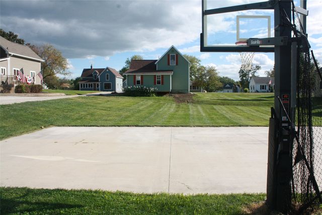 311 W Church Street, Panora, IA 50216
