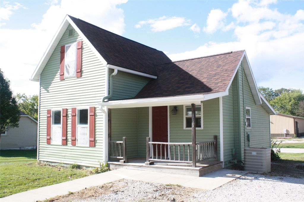 311 W Church Street, Panora, IA 50216