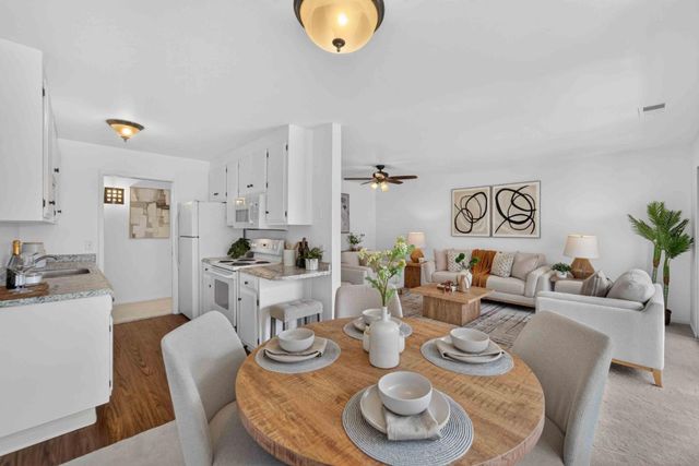 255 S Rengstorff Avenue 42, Mountain View, CA 94040