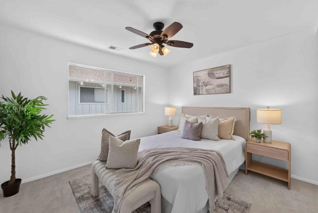 255 S Rengstorff Avenue 42, Mountain View, CA 94040
