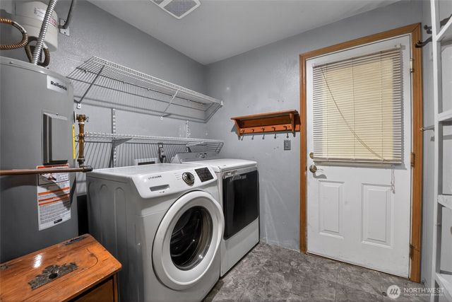 81 E Moore Lane, Shelton, WA 98584