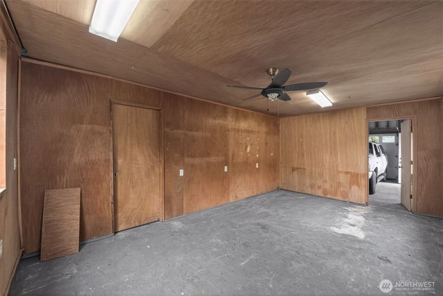 81 E Moore Lane, Shelton, WA 98584