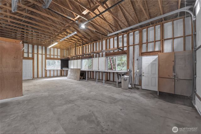 81 E Moore Lane, Shelton, WA 98584