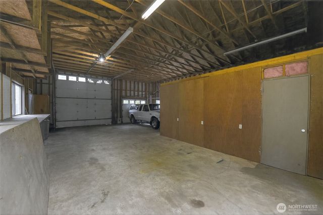 81 E Moore Lane, Shelton, WA 98584