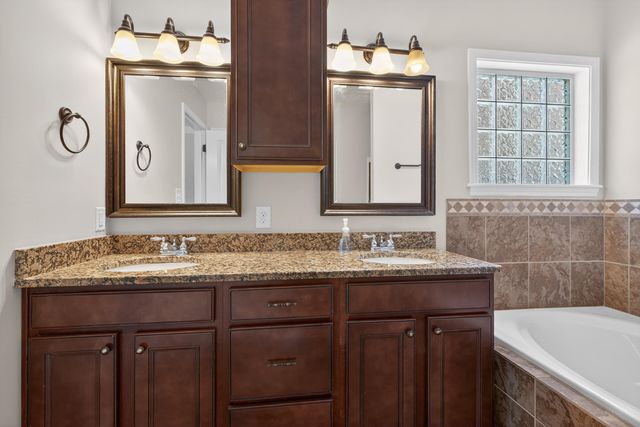 2342 Patchen Wilkes Drive, Lexington, KY 40509